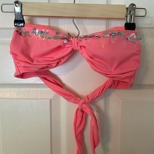 Victoria’s Secret strapless swimsuit top